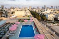 בריכת המלון - ספא במלון לאונרדו גורדון ביץ