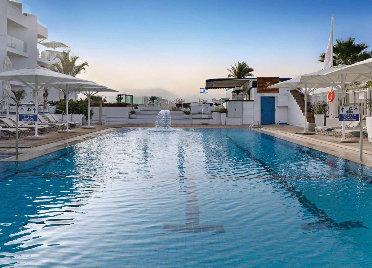 בריכת המלון - ספא במלון הרברט סמואל הריף אילת