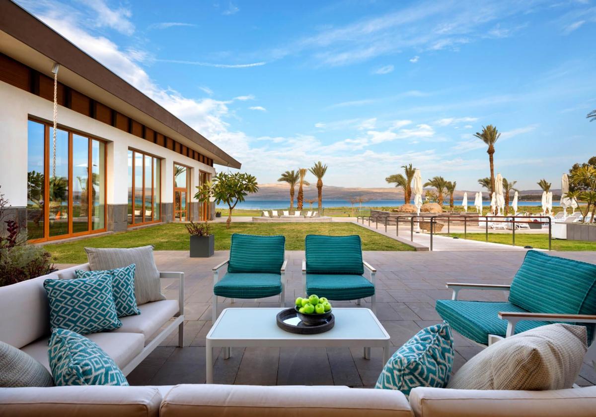  מתחם בריכה חיצוני - ספא במלון סטאי כנרת