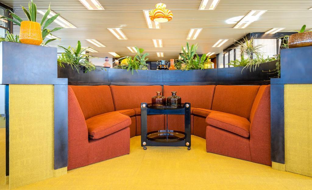 לובי המלון - ספא במלון ברוט תל אביב חדר לינה - ספא במלון ברוט תל אביב