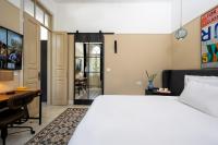 חדר לינה במלון - ספא במלון הבוטיק אסמבלאז תל אביב