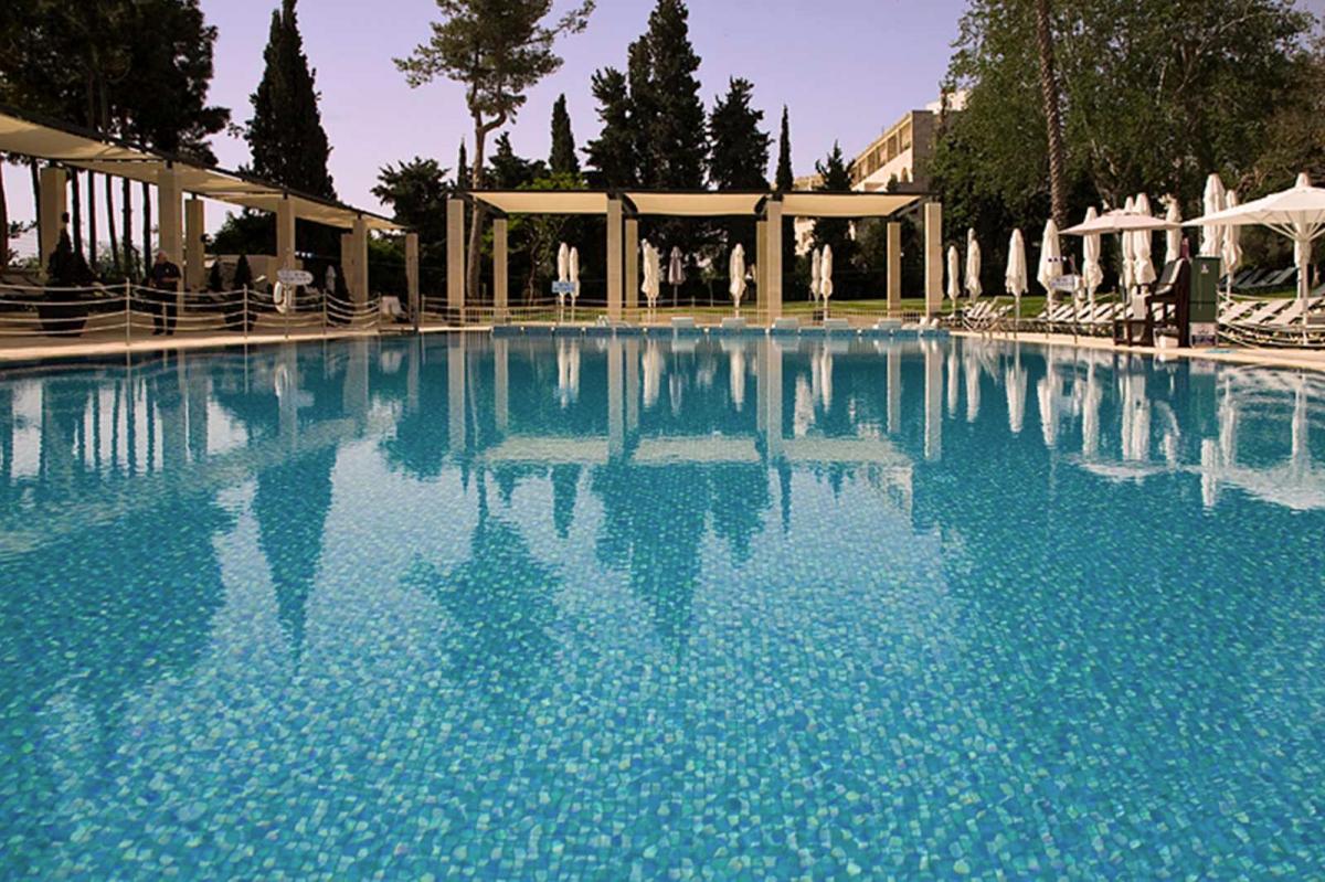  בריכת המלון - ספא במלון King David ירושלים