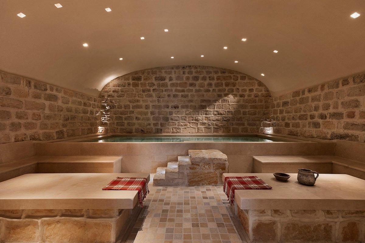 בריכות אבן - ספא במלון קדמא מרשת ישרוטל