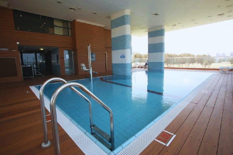  בריכת המלון - ווסט אנד ספא במלון ווסט אשדוד