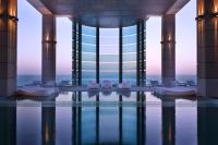 בריכה חיצונית - ספא יערות הכרמל במלון רויאל ביץ תל אביב