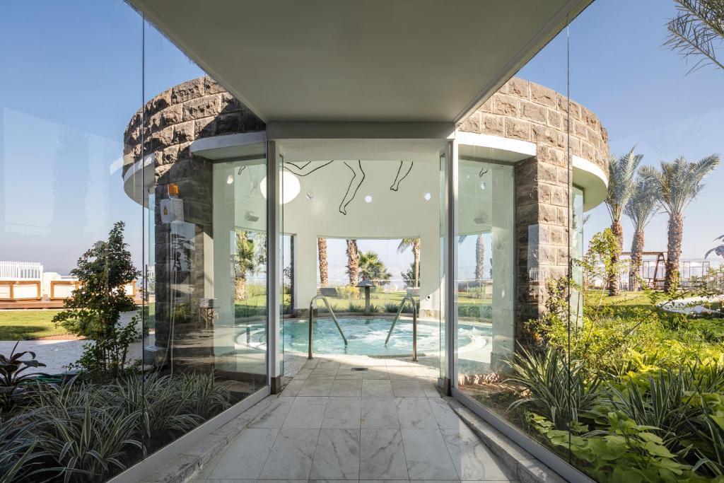 גקוזי  - ספא במלון גלי כנרת