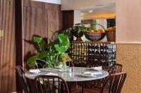 שולחן אוכל - ספא במלון נורדוי תל אביב