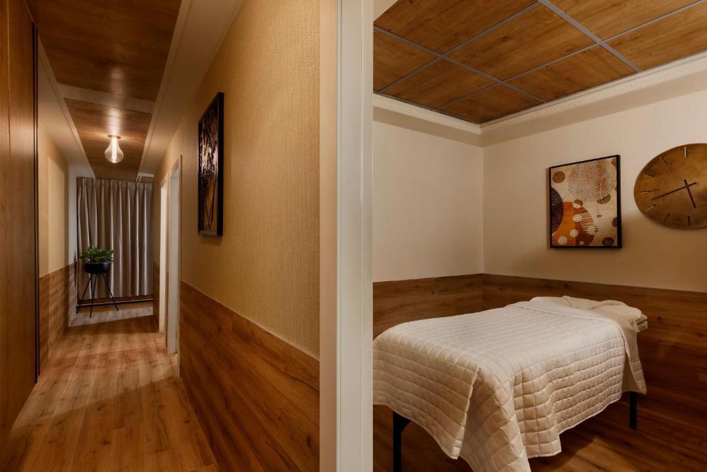 חדר טיפולים - ספא במלון הרברט סמואל הריף אילת