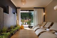 חדר מנוחה עם מיטות - ספא במלון בראון ביץ האוס תל אביב