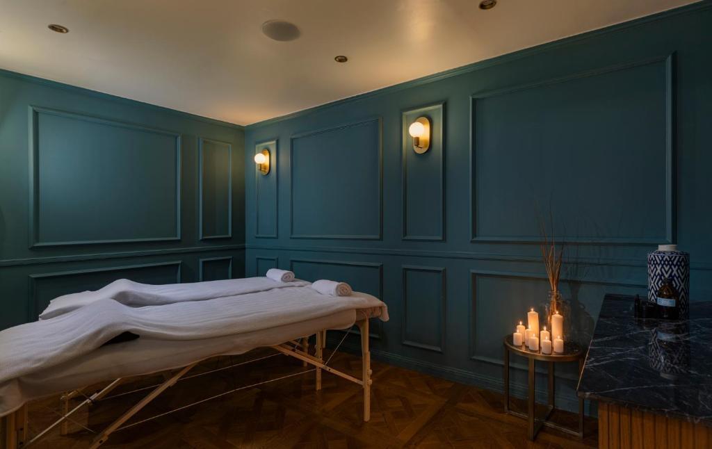 חדר טיפולים - ספא במלון בובו תל אביב