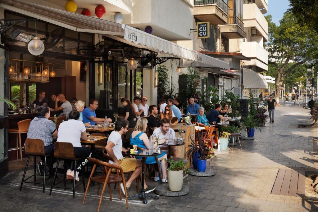 כניסה למלון  - ספא במלון קוקו תל אביב