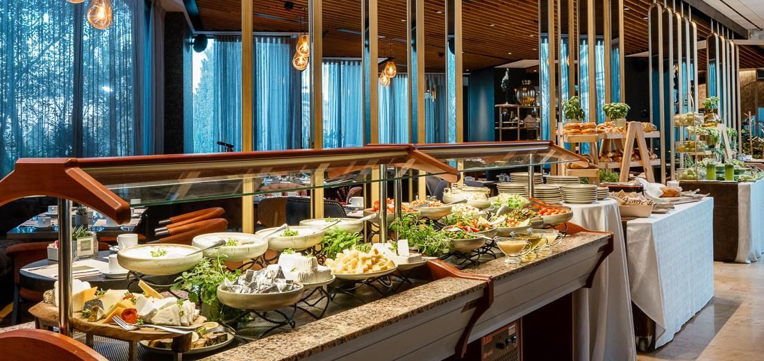 ארוחת בוקר -  ספא האלמנט החמישי במלון וורט ירושלים