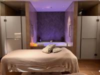 חדר טיפולים עם גקוזי  - ספא במלון דיוויד קמפינסקי תל אביב