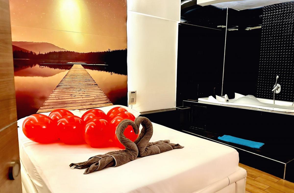   סוויטה פרטית עם גקוזי - סי אנד ספא תל אביב