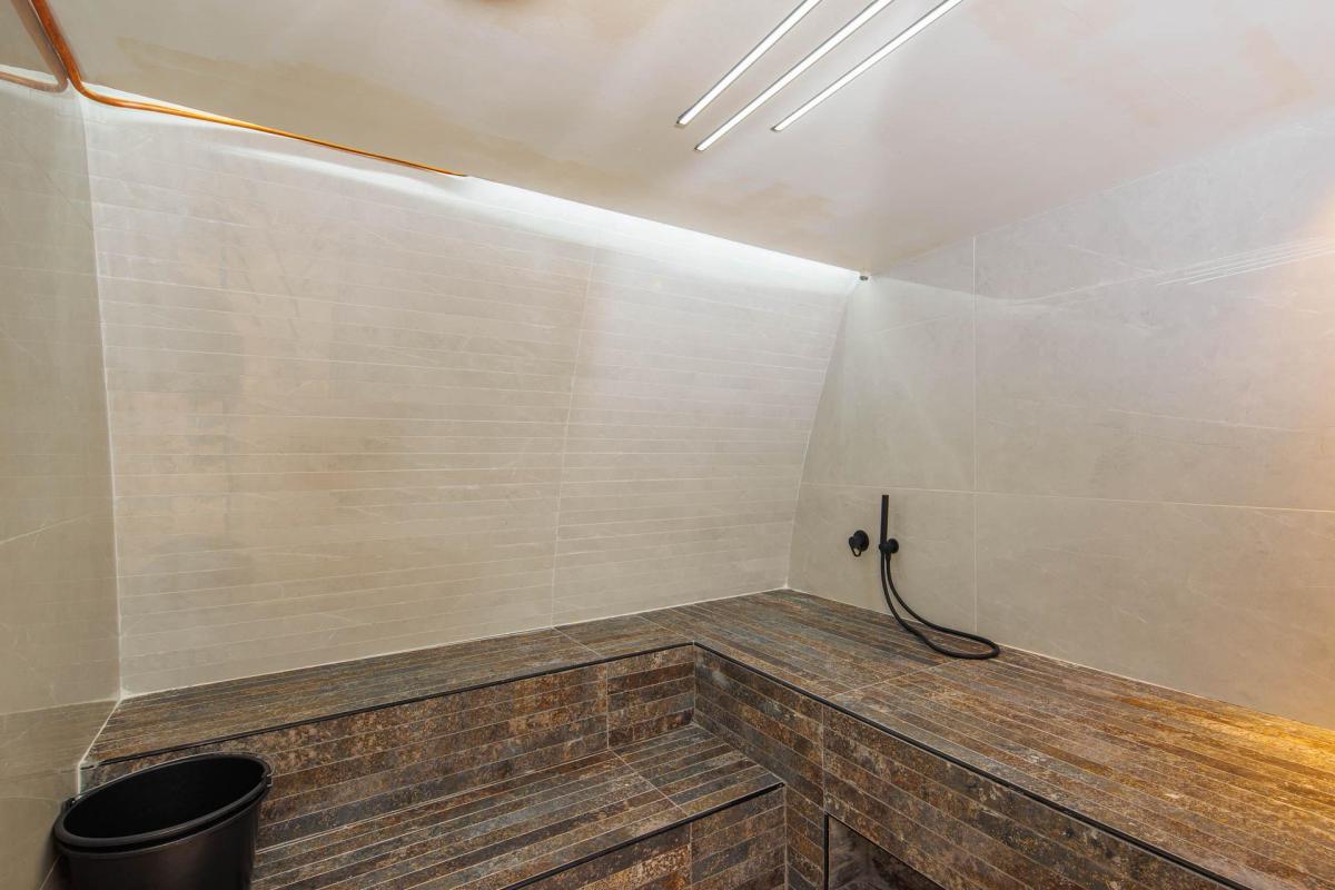  סאונה רטובה - ספא ספץ