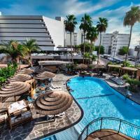 מתחם חיצוני עם בריכה מרעננת -  soleil spa