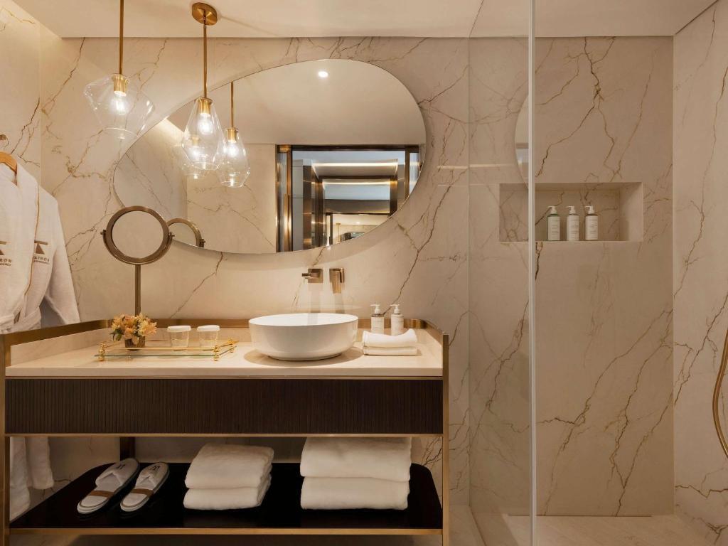 שירותי החדר - ספא קלרינס