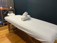   מיטת טיפולים - ספא פוקט בת ים