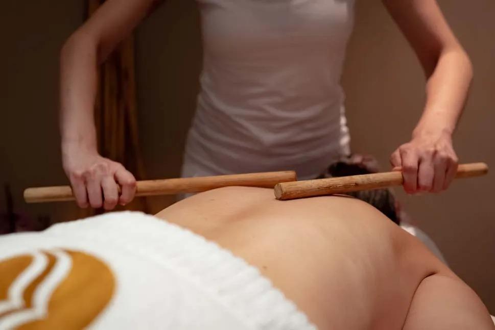  עיסוי בספא - ספא אושן במלון גייקוב