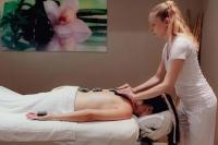  עיסוי אבנים חמות - ספא אושן במלון גייקוב 