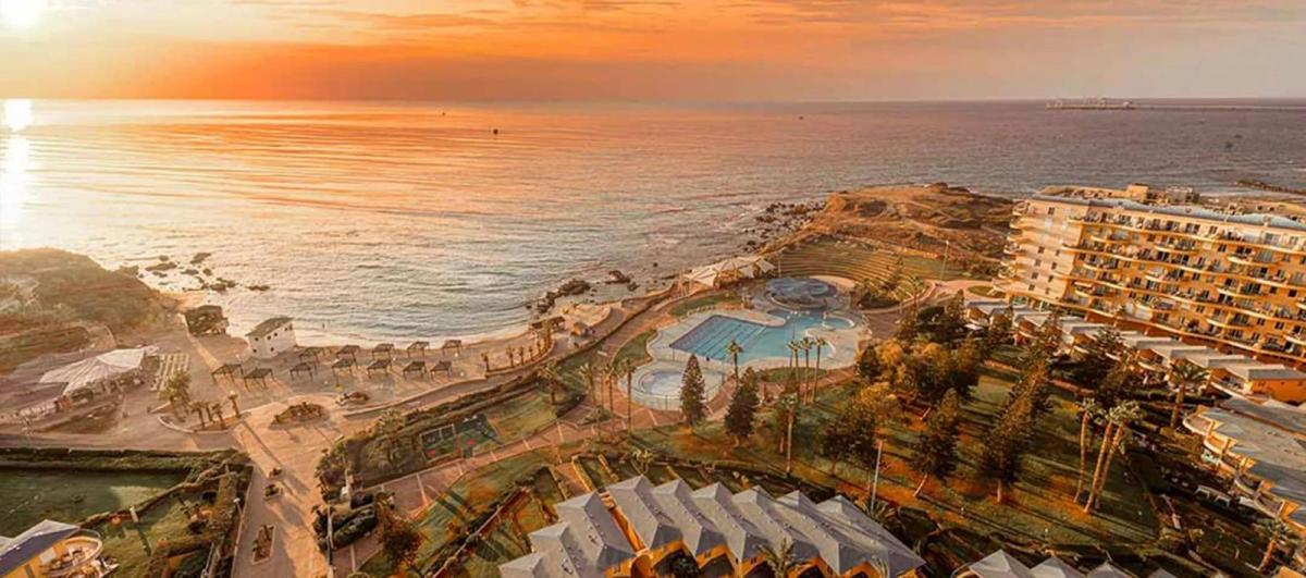 חוף הים  - אושן ספא ריזורט במלון גייקוב חדרה