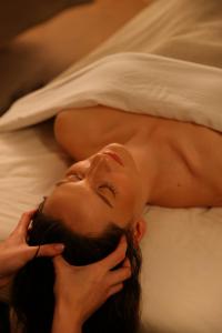  עיסוי ראש - JHA SPA דן פנורמה אילת