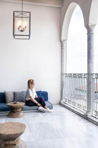 פינות ישיבה במרפסת - ספא במלון האפנדי