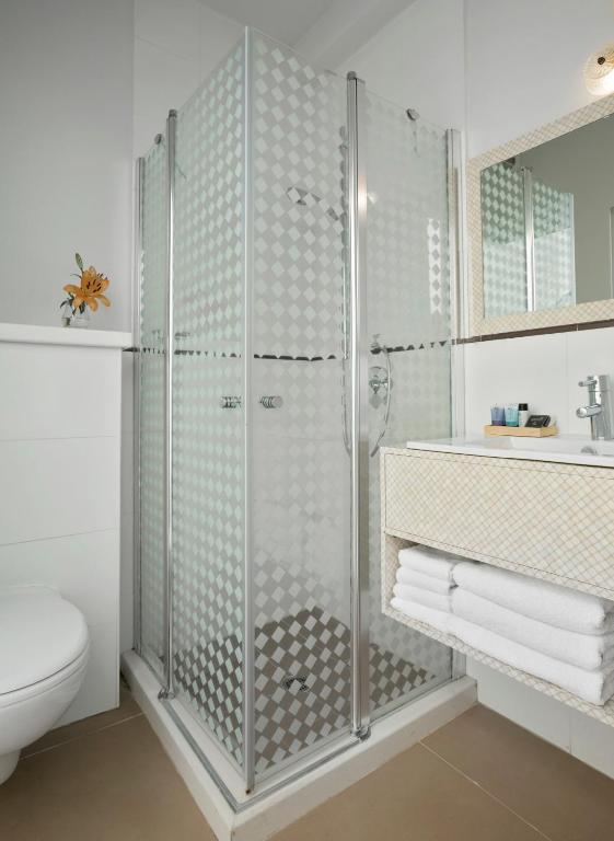   חדר רחצה - ספא במלון שטרקמן 