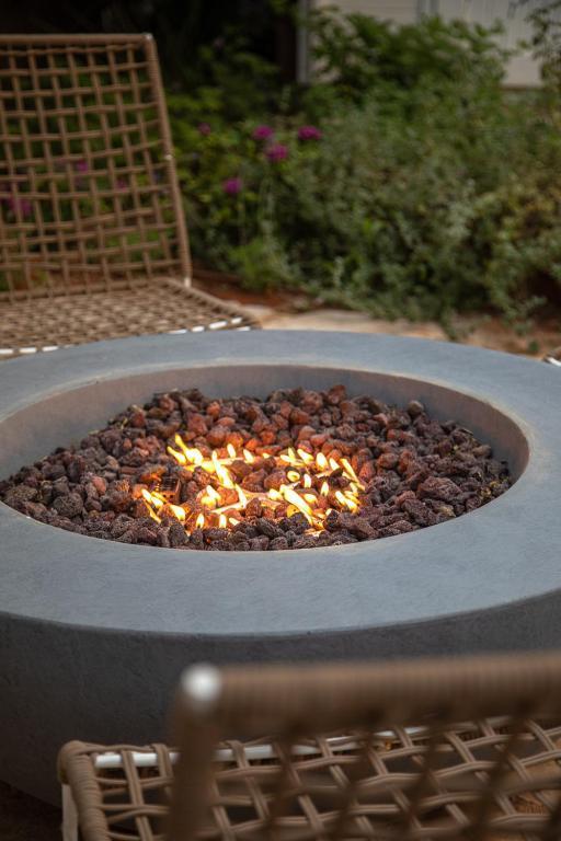 חצר המלון - ספא במלון שטרקמן