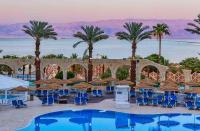  בריכה חיצונית - ספא אנוי 