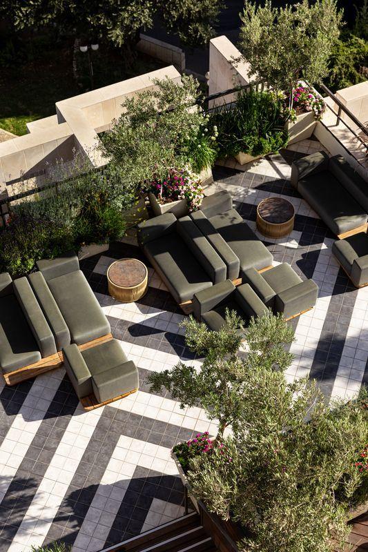  פינות ישיבה בחצר - ספא קסיה ירושלים 