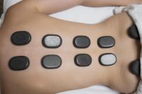   עיסוי אבנים חמות - ספא קראון פלזה חיפה