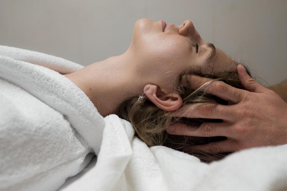   עיסוי קלאסי - ספא קראון פלזה חיפה