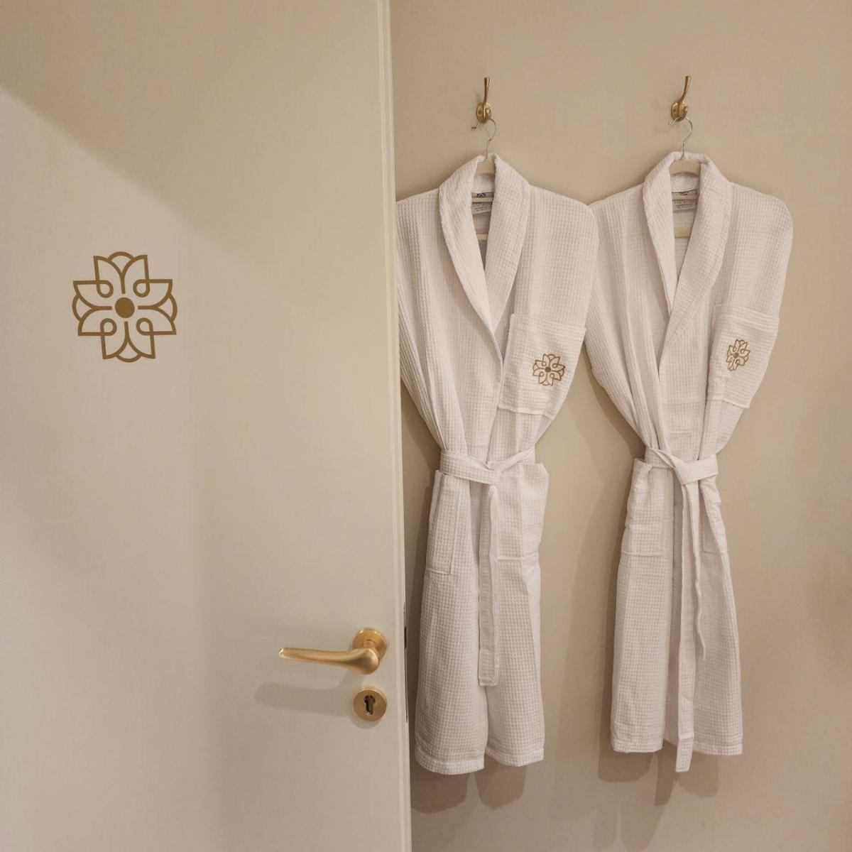  חלוקי ספא - ספא מיראז'