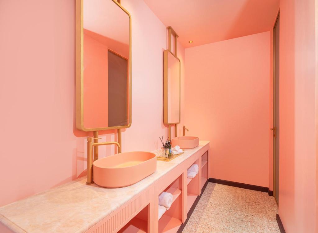  חדר רחצה - ספא פליי 