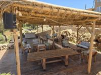  פינת ישיבה חיצוני - ספא פלואו