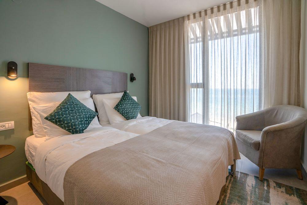   חדר טריפל - מלון רוקסון בת ים