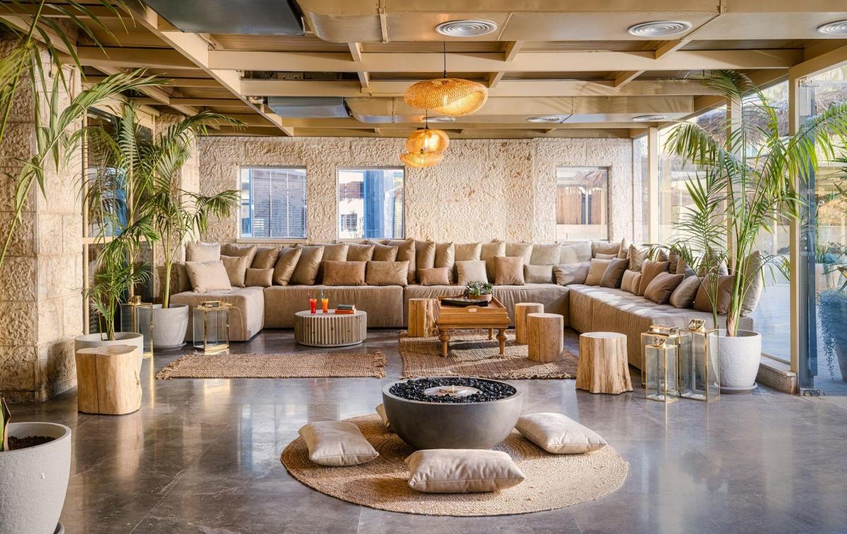  פינות ישיבה - מלון בראון רד סי 