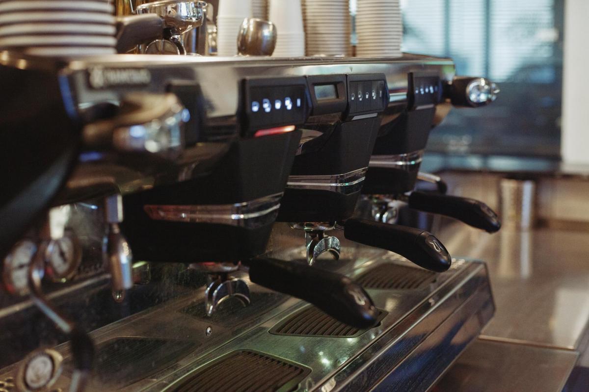  מכונת קפה - ספא אייזן 