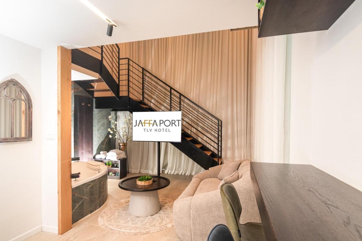   עמדת קבלה - ספא במלון ג'אפה פורט