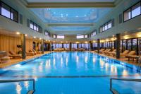  בריכה פנימית - ספא כנען 