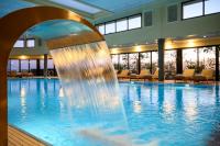   בריכה פנימית - ספא כנען 