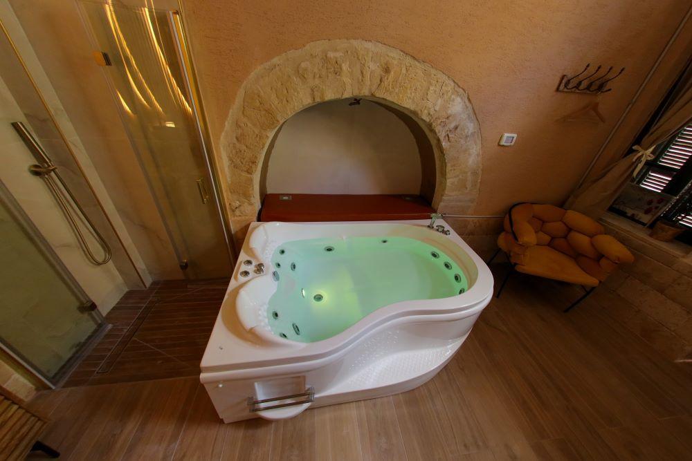   ג'קוזי - ספא מדיקל באר שבע