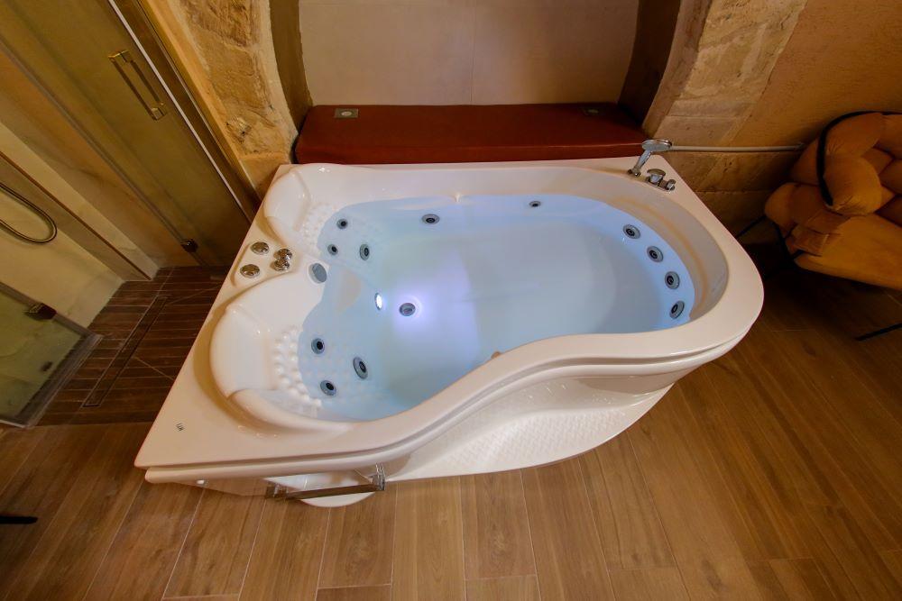   ג'קוזי - ספא מדיקל באר שבע