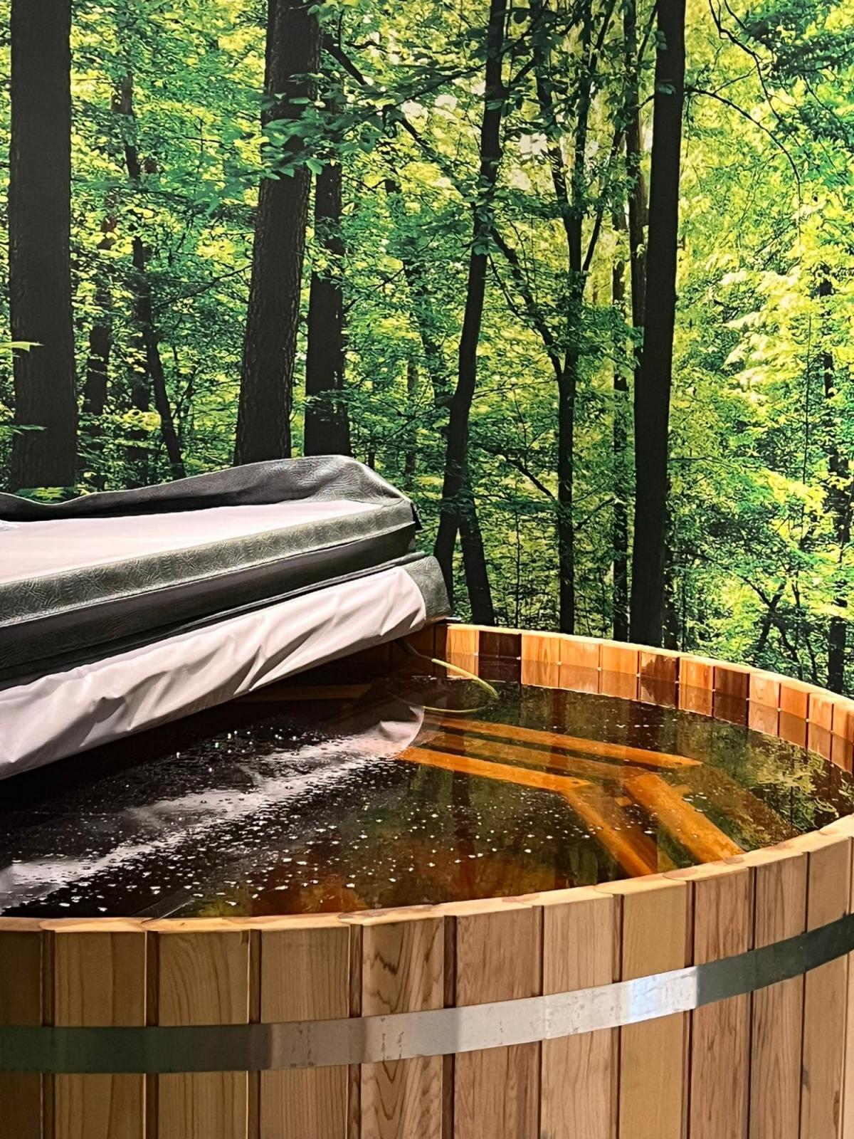   ג'קוזי - ספא דימונדס כפר שמריהו