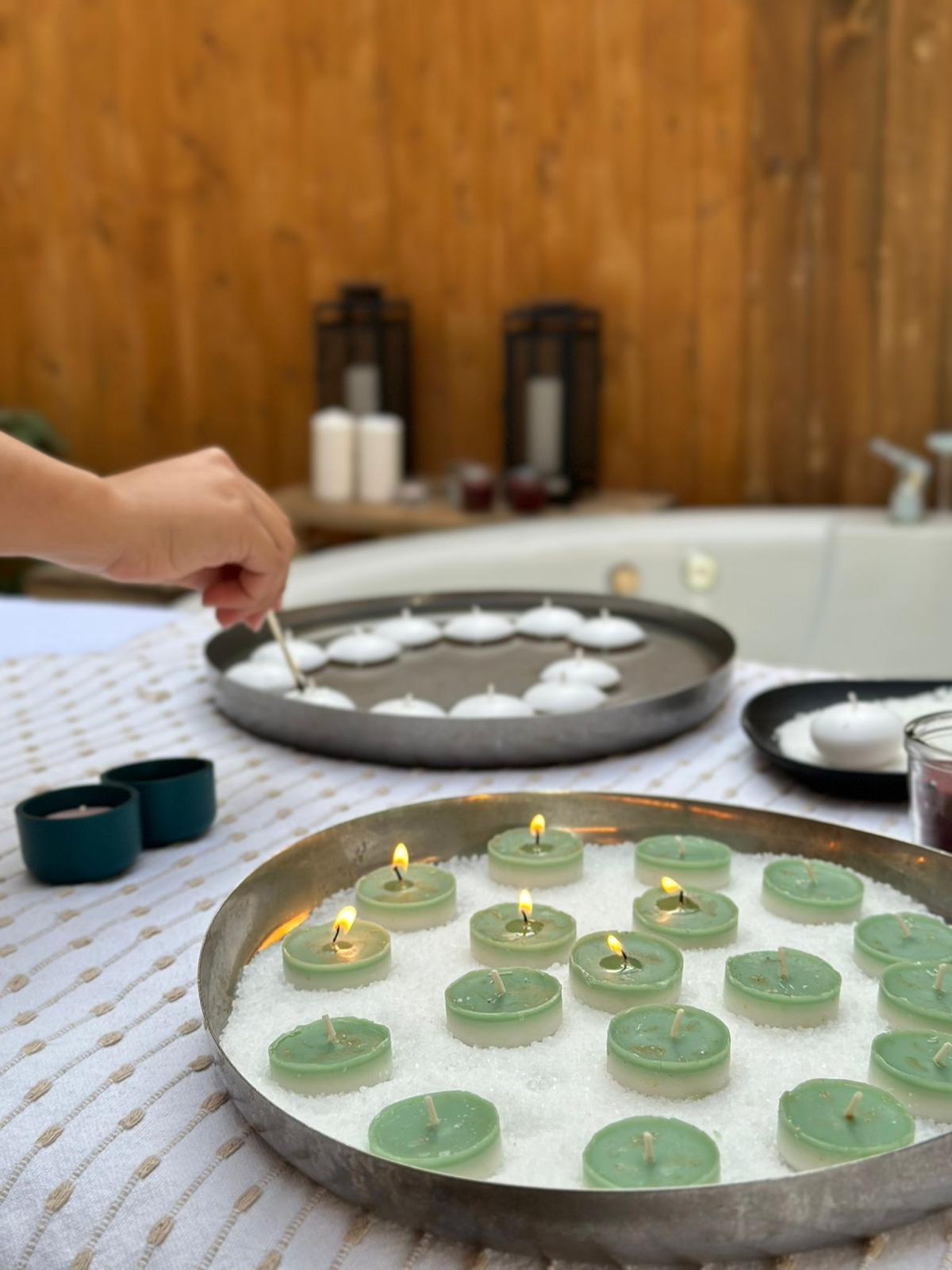 נירות לאווירת הספא - ספא במלון סבן רמון 