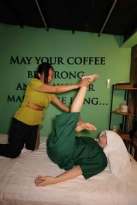   עיסוי תאילנדי - ספא כרמל תאי