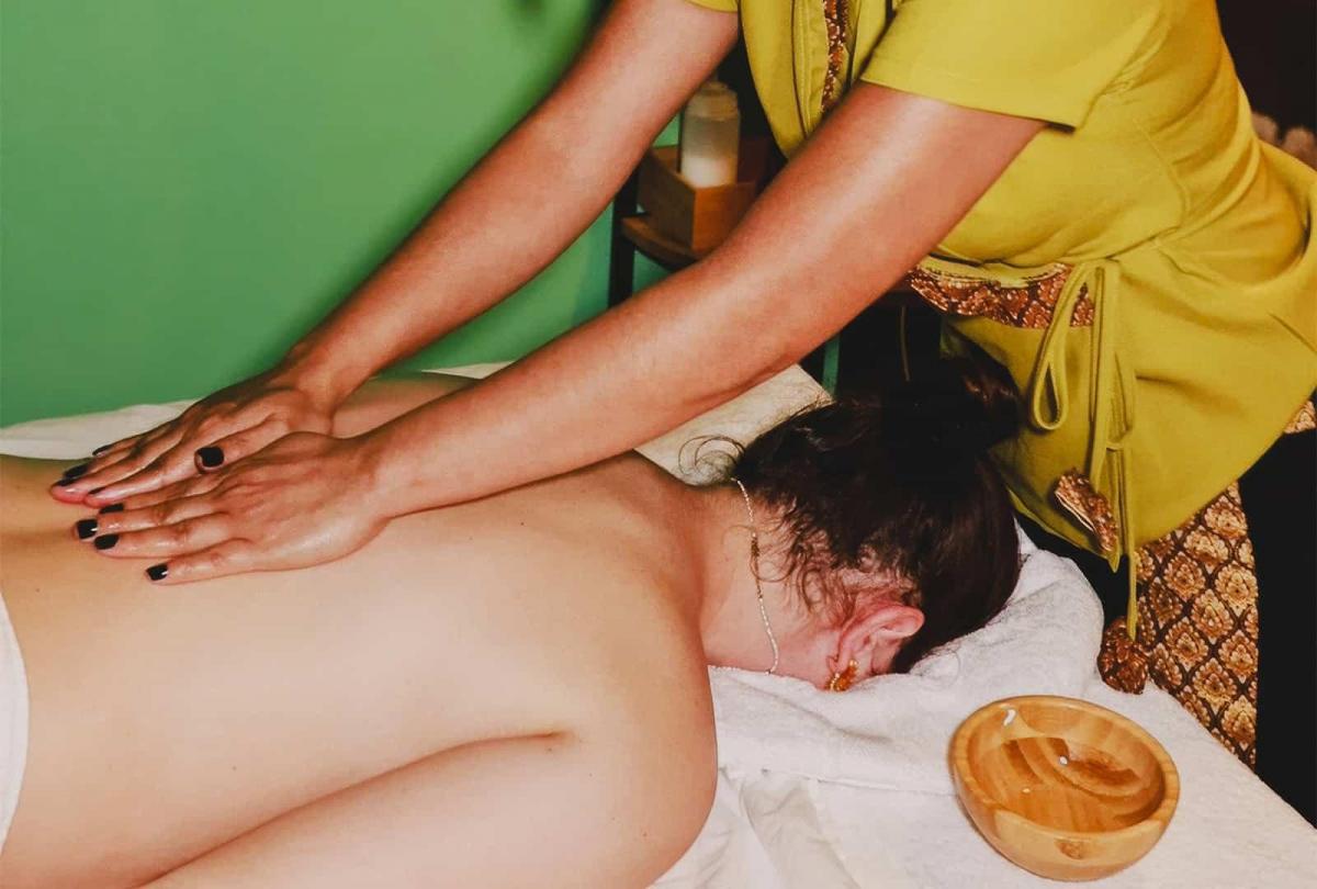  עיסוי תאילנדי - ספא כרמל תאי