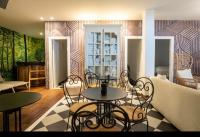    פינות ישיבה במתחם - ספא דימונדס כפר שמריהו