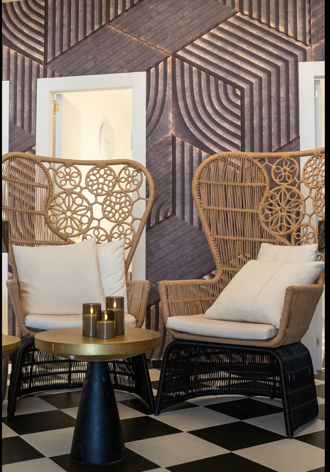    פינות ישיבה במתחם - ספא דימונדס כפר שמריהו